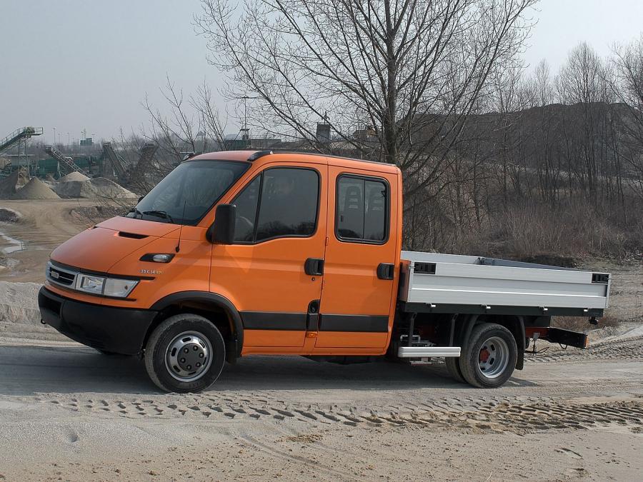  Iveco Daily Crew Cab 2004 года  (фото 10 из 13)